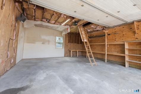 649 Maple Avenue Cheshire CT 06410