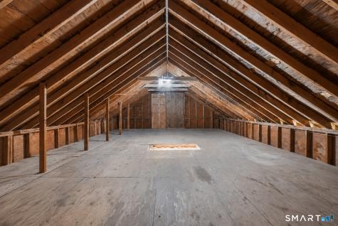649 Maple Avenue Cheshire CT 06410