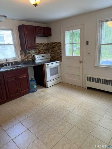 13 Midian Avenue Windsor CT 06095