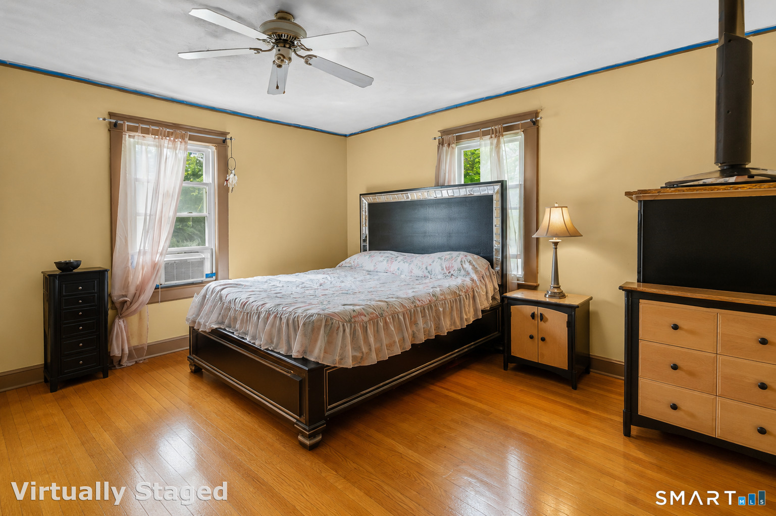 242 Crystal Avenue New London CT 06320