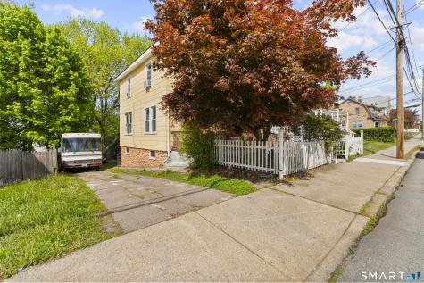 242 Crystal Avenue New London CT 06320