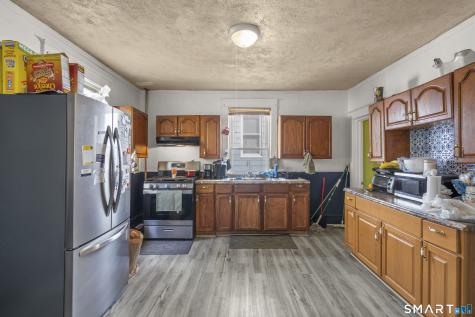 242 Crystal Avenue New London CT 06320