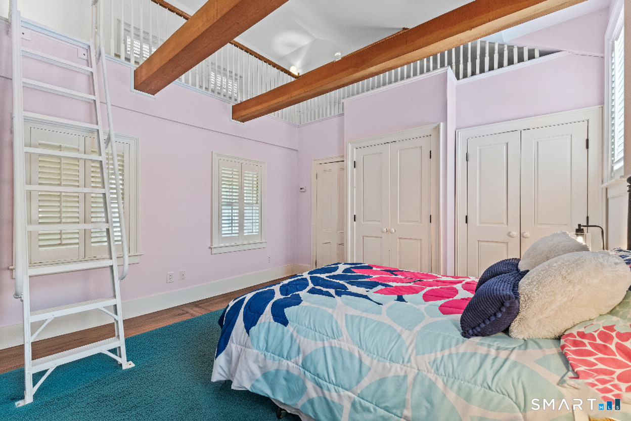 422 Scofieldtown Road Stamford CT 06903