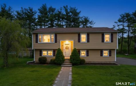 126 Cartpath Drive Meriden CT 06450