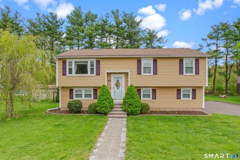 126 Cartpath Drive Meriden CT 06450