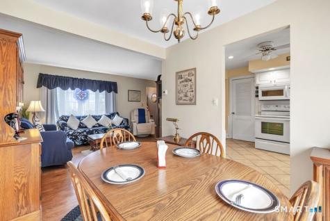 52 Robin Lane Fairfield CT 06824