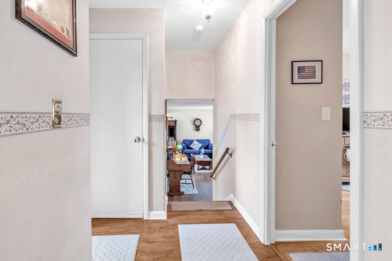 52 Robin Lane Fairfield CT 06824
