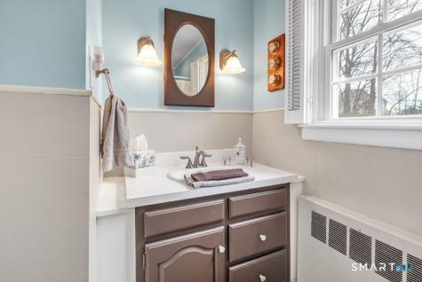 52 Robin Lane Fairfield CT 06824