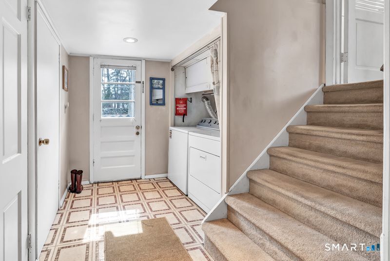 52 Robin Lane Fairfield CT 06824