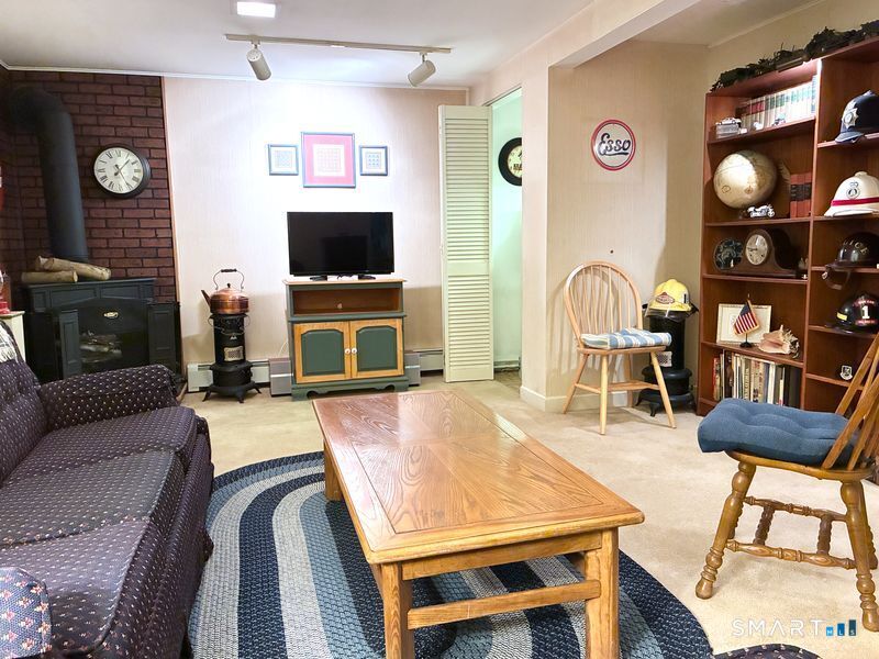 52 Robin Lane Fairfield CT 06824
