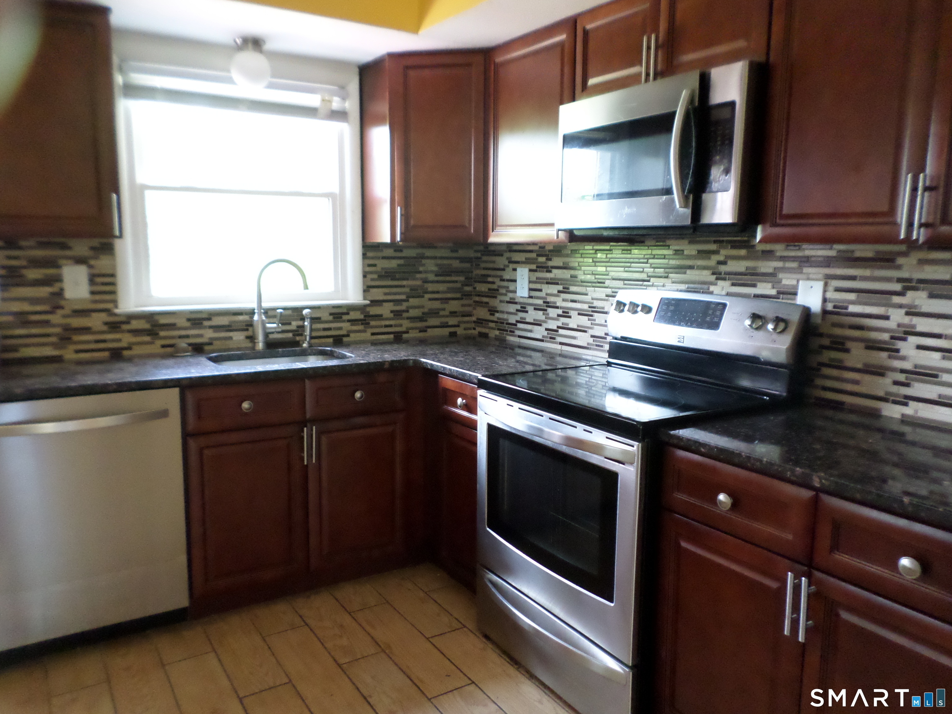 7 Craigmore Road Bloomfield CT 06002