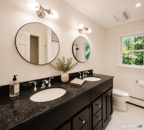 20 Kettle Creek Road Weston CT 06883