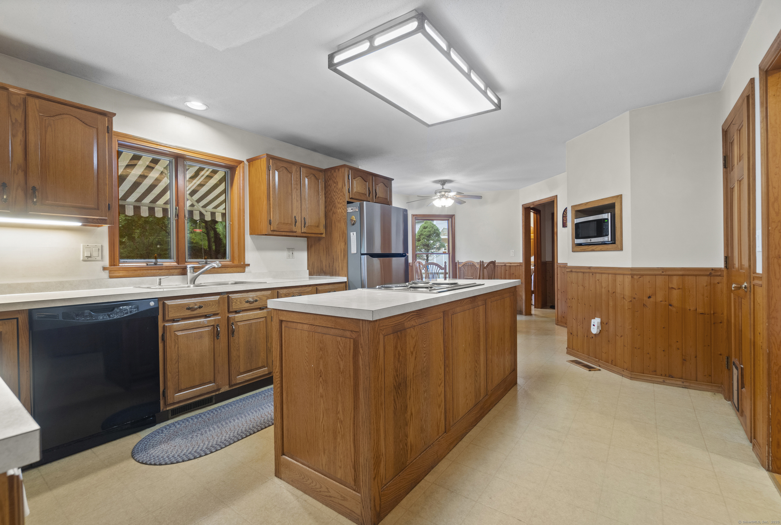 118 Harrison Road Cheshire CT 06410