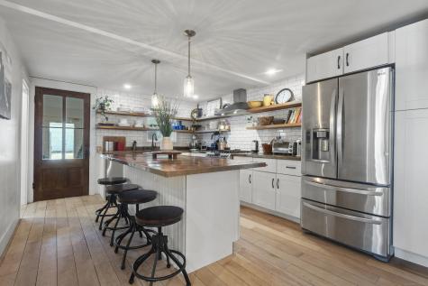 11 Pearl Street Groton CT 06340