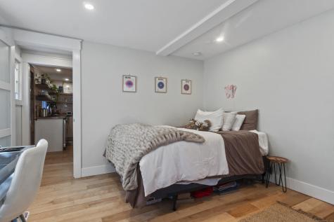 11 Pearl Street Groton CT 06340