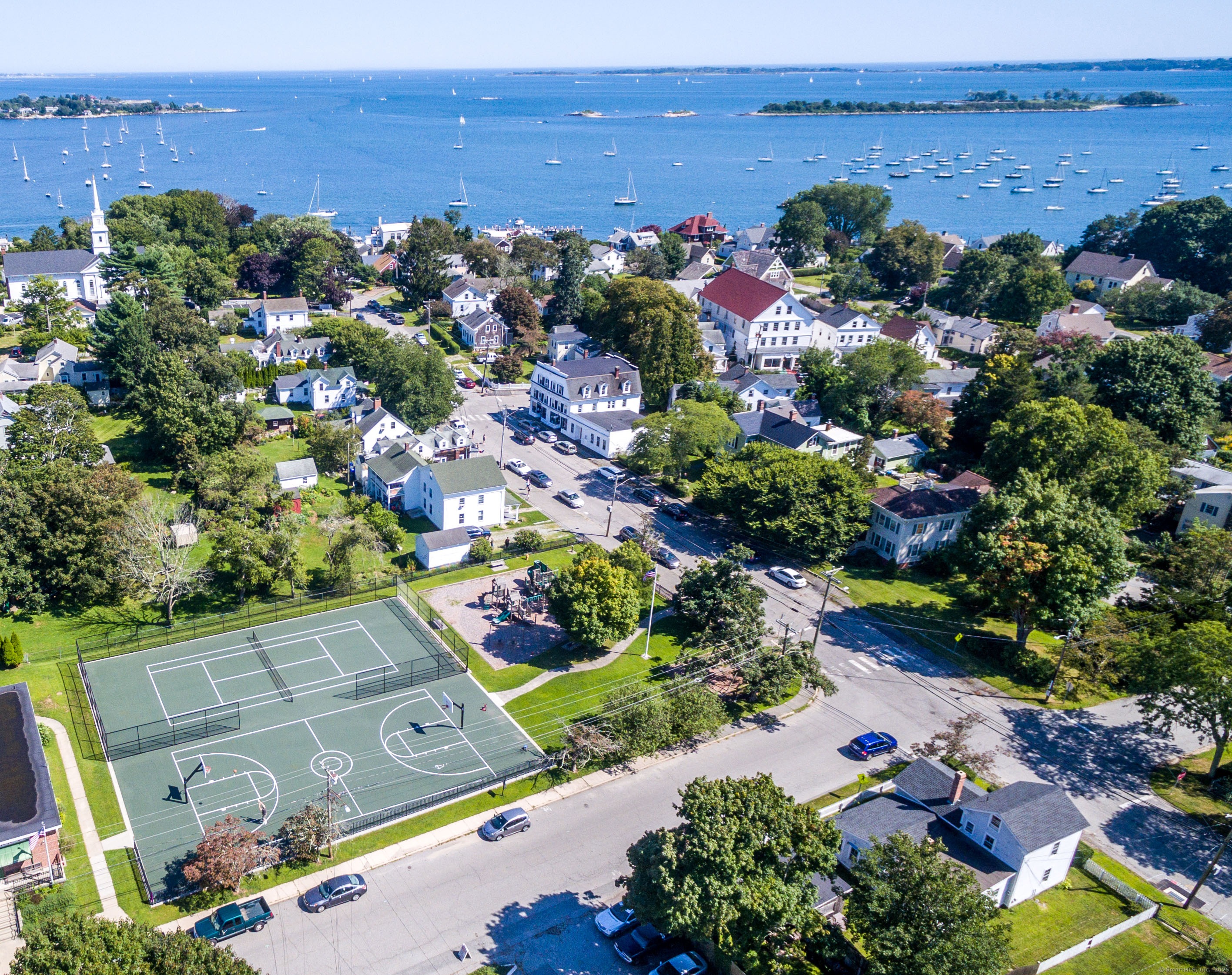 11 Pearl Street Groton CT 06340