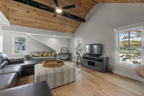 11 Pearl Street Groton CT 06340