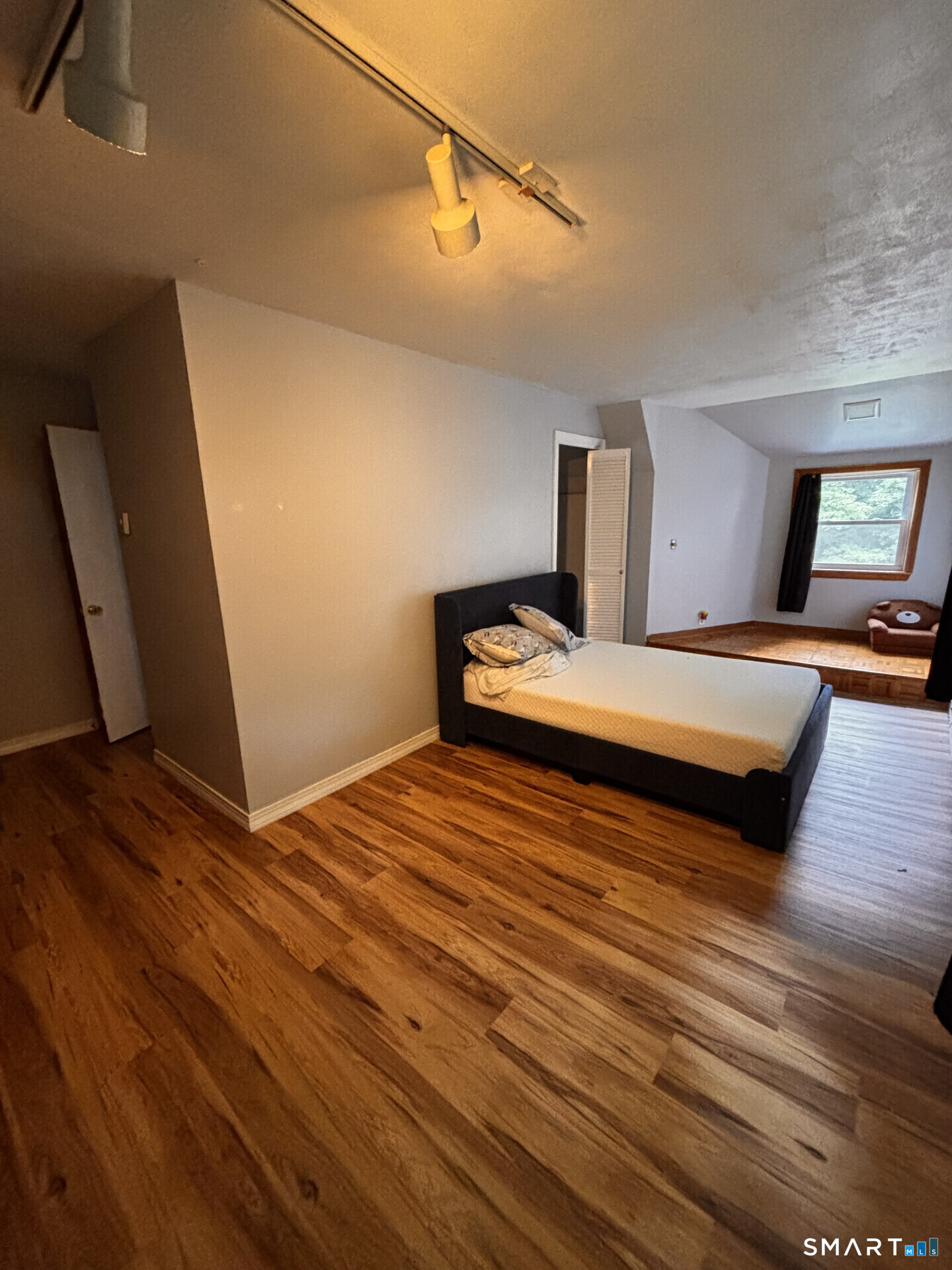 138 Red Robin Road Naugatuck CT 06770