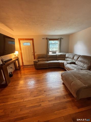 138 Red Robin Road Naugatuck CT 06770