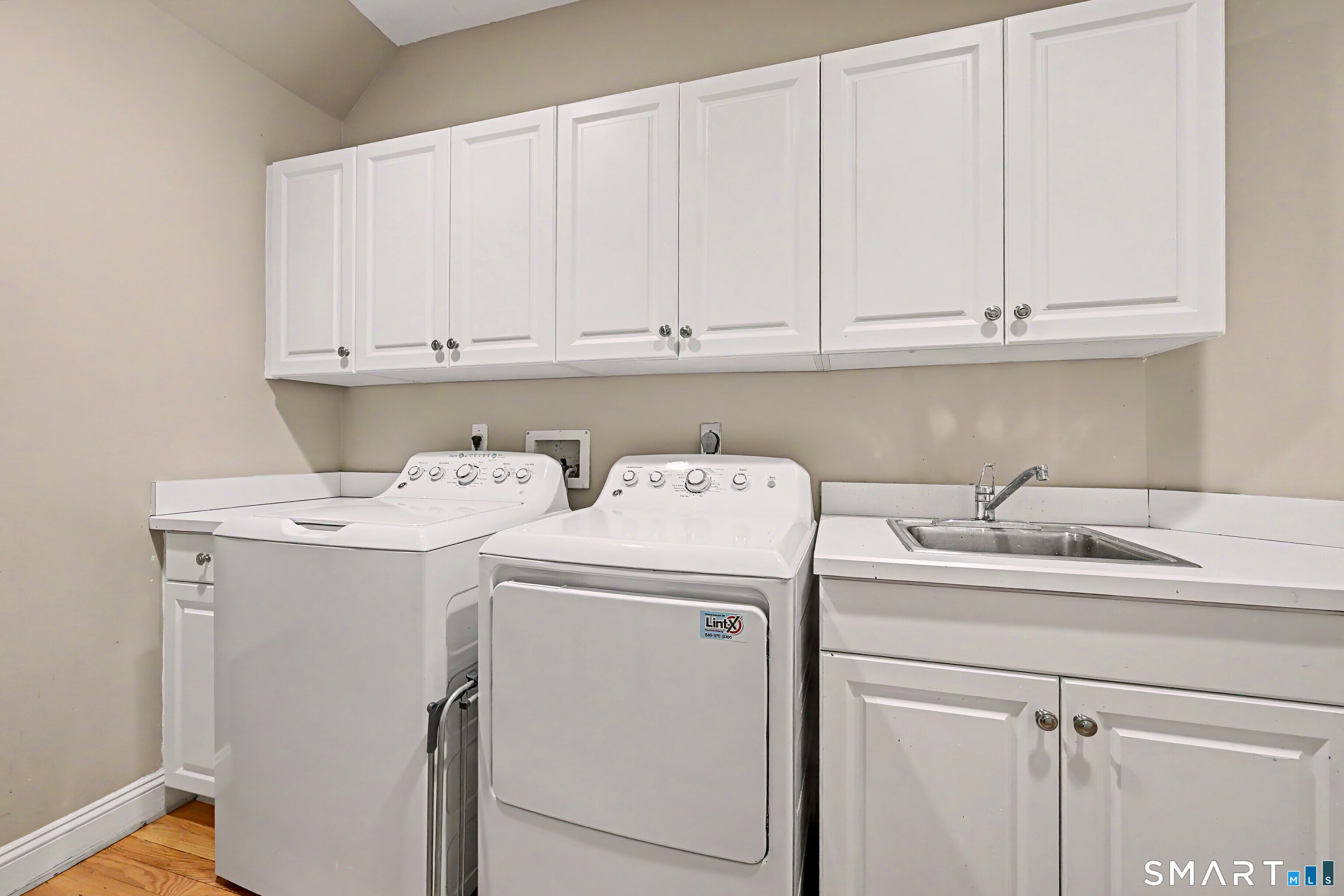 47 Cross Country Trail Stamford CT 06903