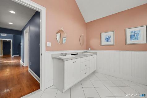 4386 Main Street Stratford CT 06614