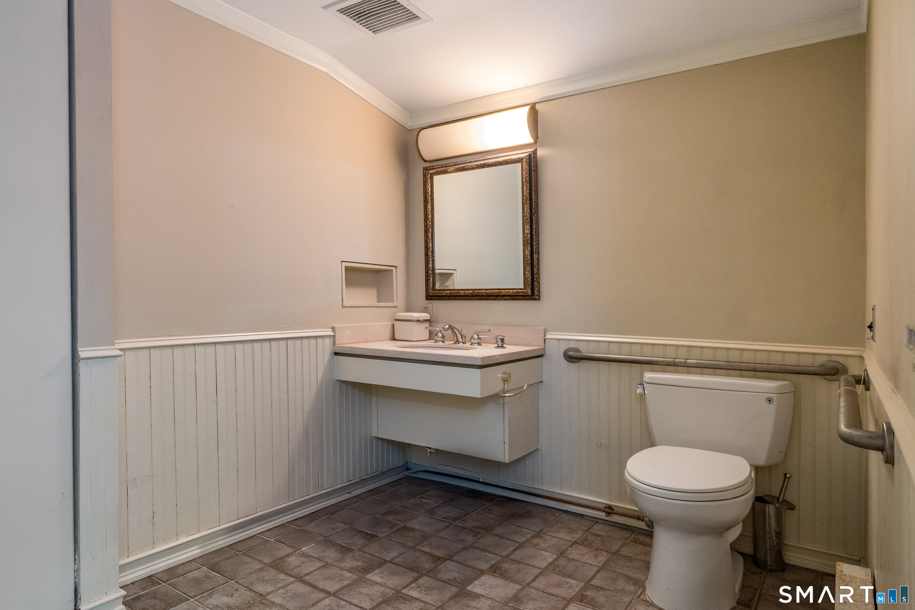 3 Essex Square Essex CT 06426