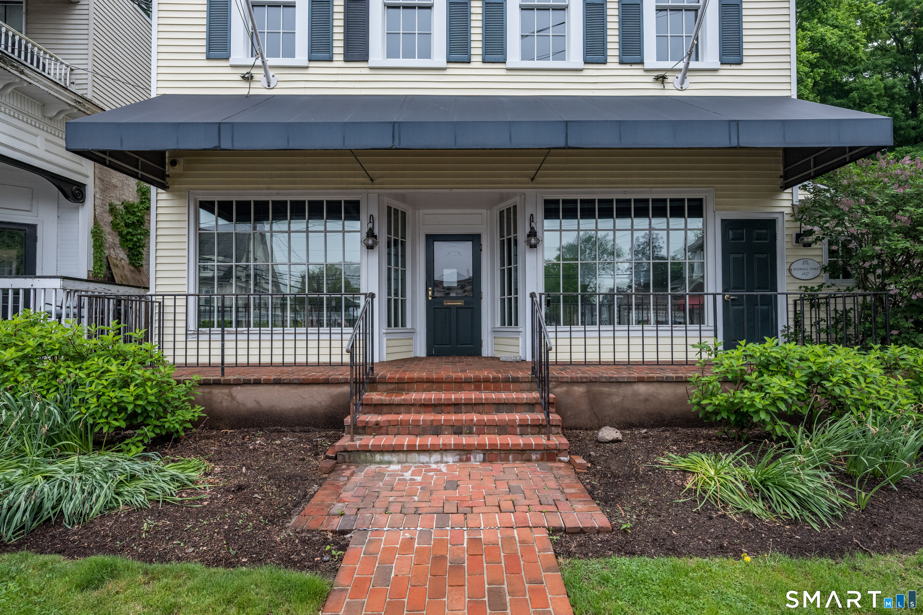 3 Essex Square Essex CT 06426