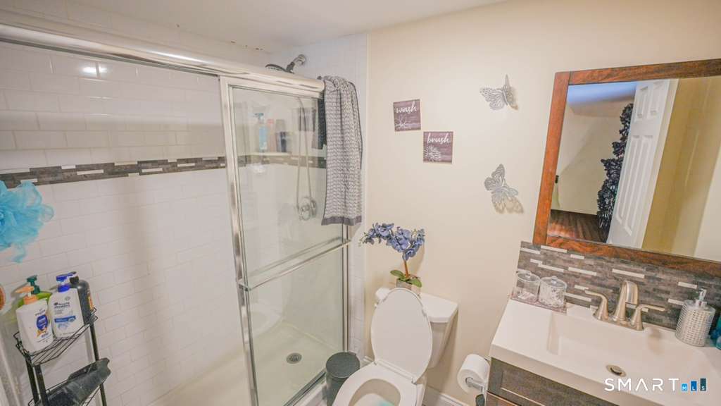 2 Kevin Drive Danbury CT 06811