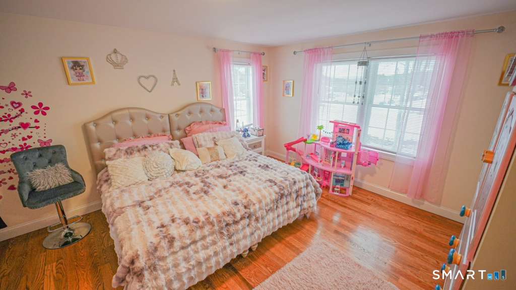 2 Kevin Drive Danbury CT 06811