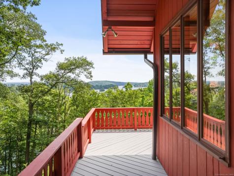 89 Wood Creek Road New Fairfield CT 06812