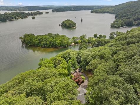 89 Wood Creek Road New Fairfield CT 06812