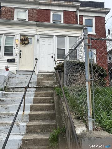 302 Dover Street Bridgeport CT 06610