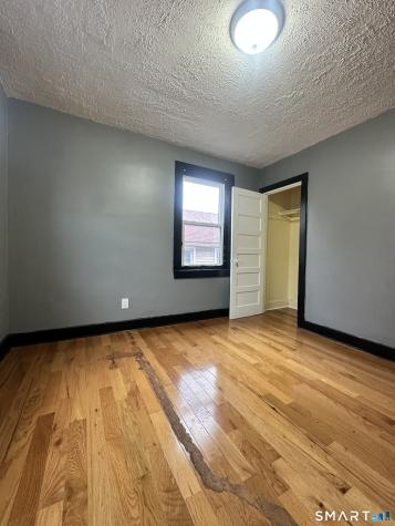 302 Dover Street Bridgeport CT 06610