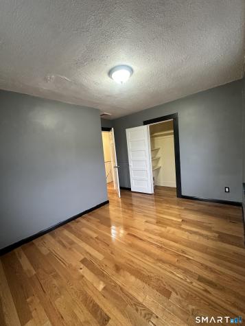 302 Dover Street Bridgeport CT 06610
