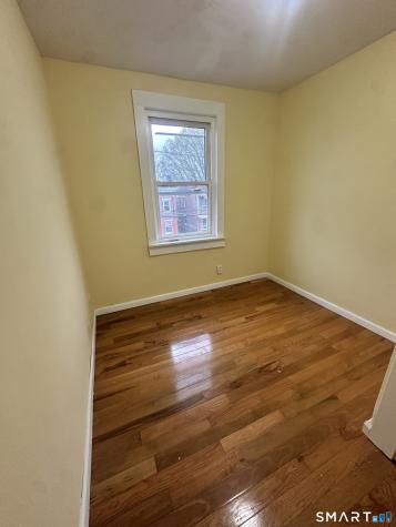 302 Dover Street Bridgeport CT 06610