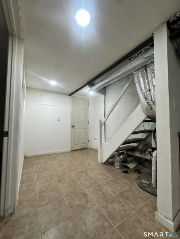 302 Dover Street Bridgeport CT 06610