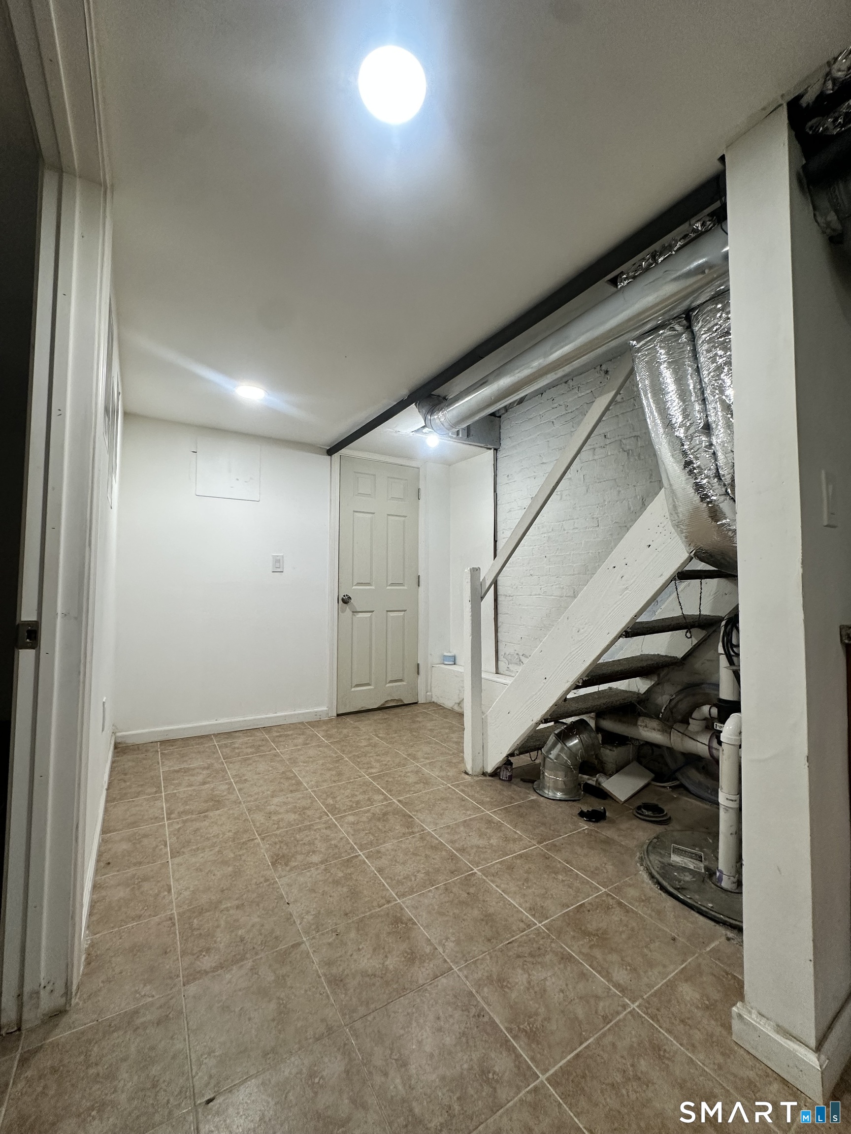 302 Dover Street Bridgeport CT 06610