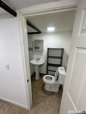 302 Dover Street Bridgeport CT 06610
