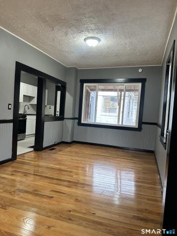 302 Dover Street Bridgeport CT 06610