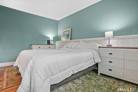 25 Oxford Street Bethel CT 06801