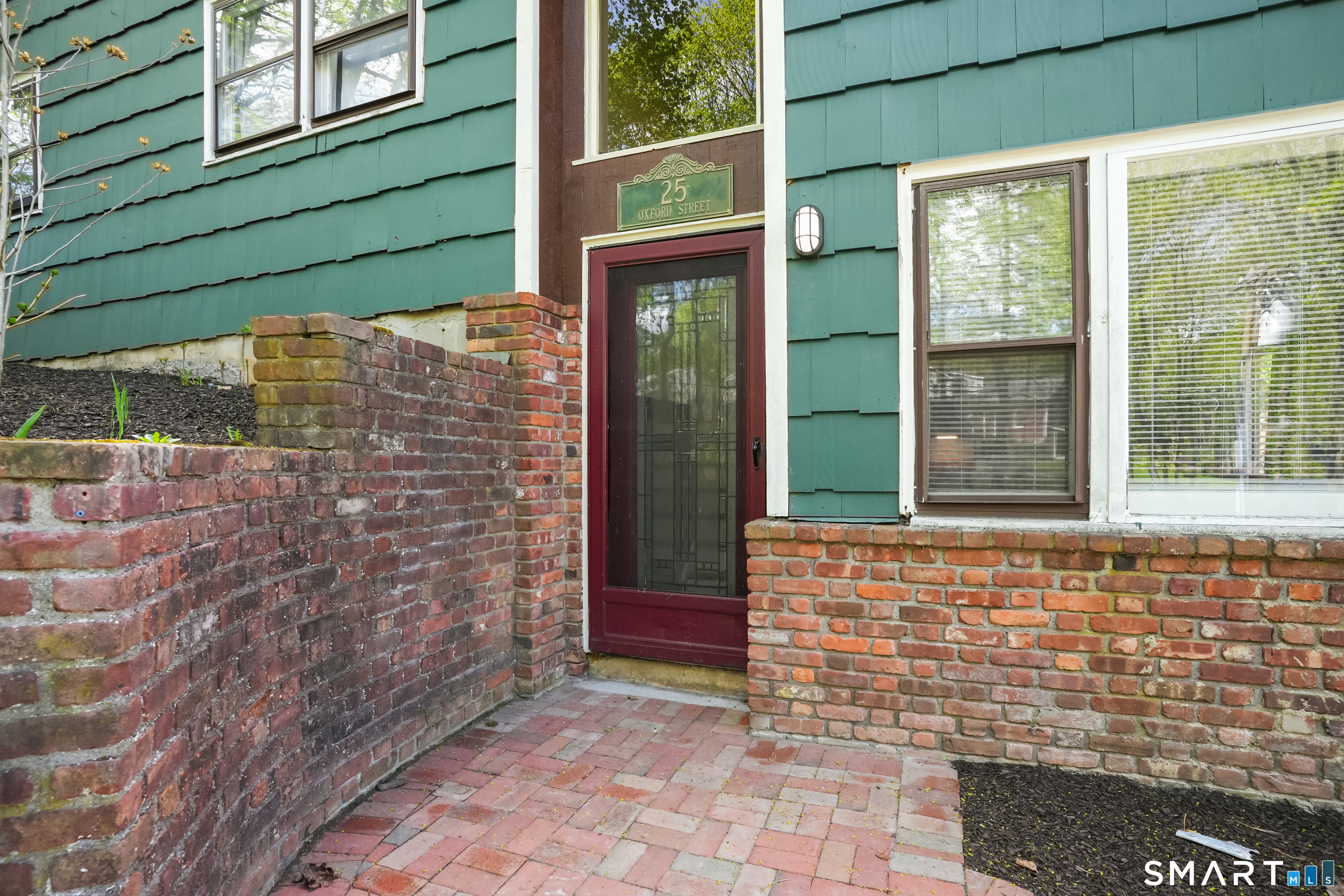 25 Oxford Street Bethel CT 06801