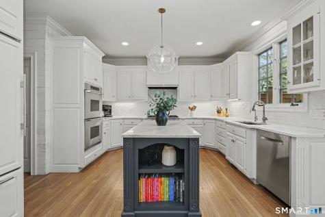 12 Ledge Road Norwalk CT 06853