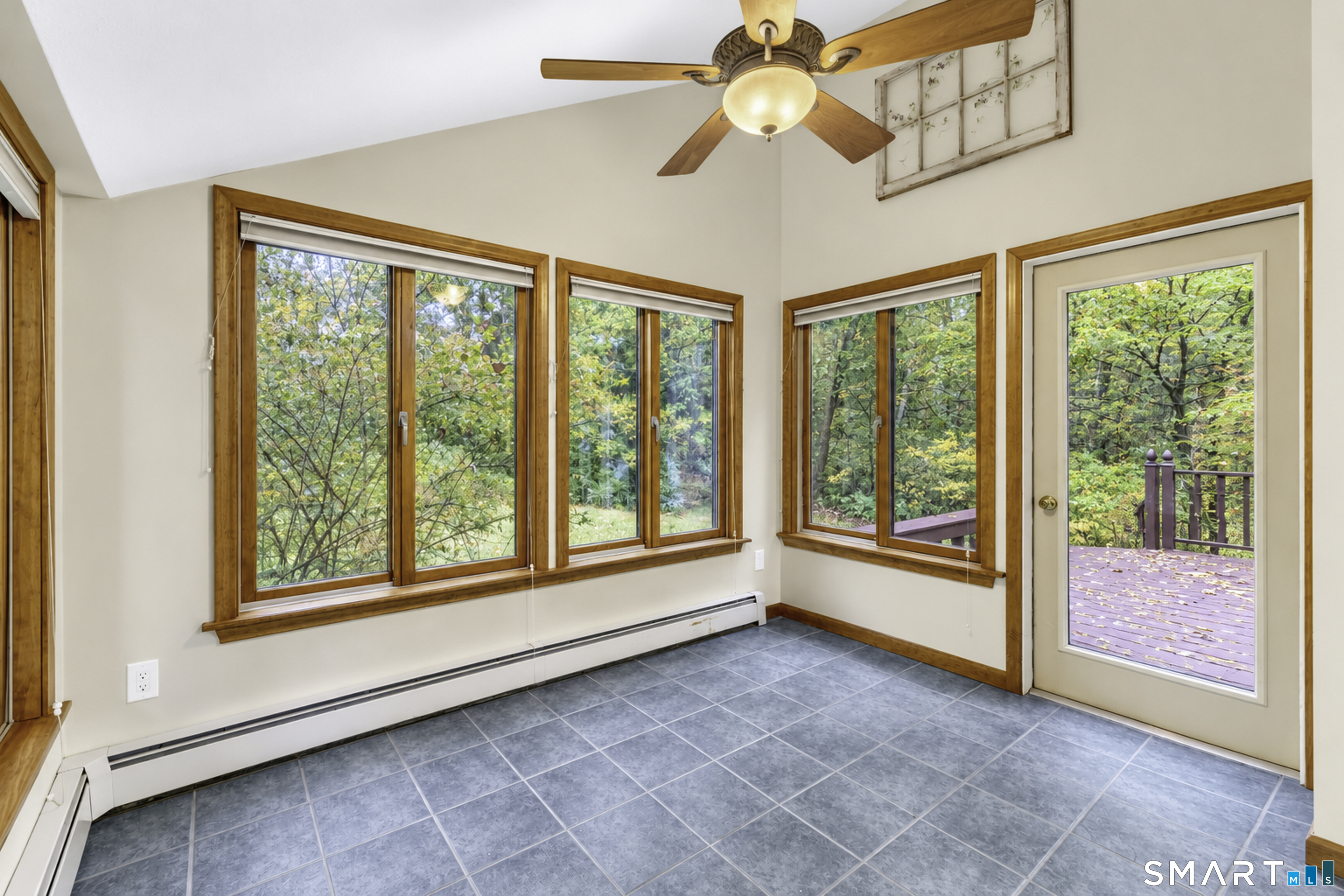 726 Neipsic Road Glastonbury CT 06033