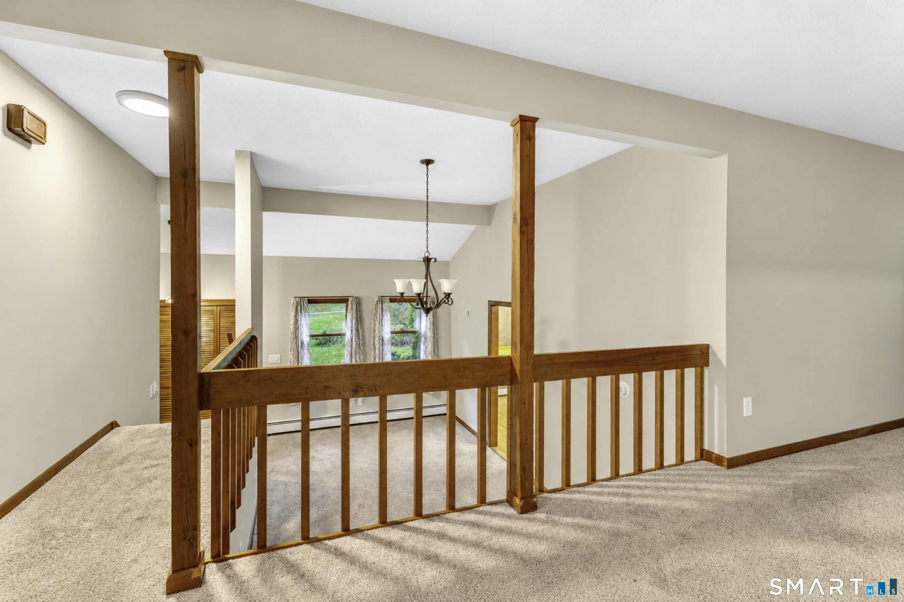 726 Neipsic Road Glastonbury CT 06033