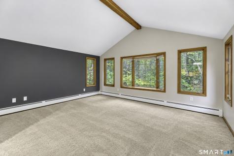 726 Neipsic Road Glastonbury CT 06033