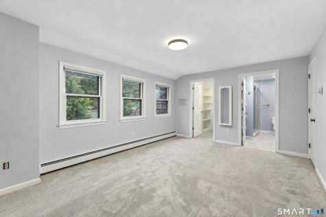 726 Neipsic Road Glastonbury CT 06033