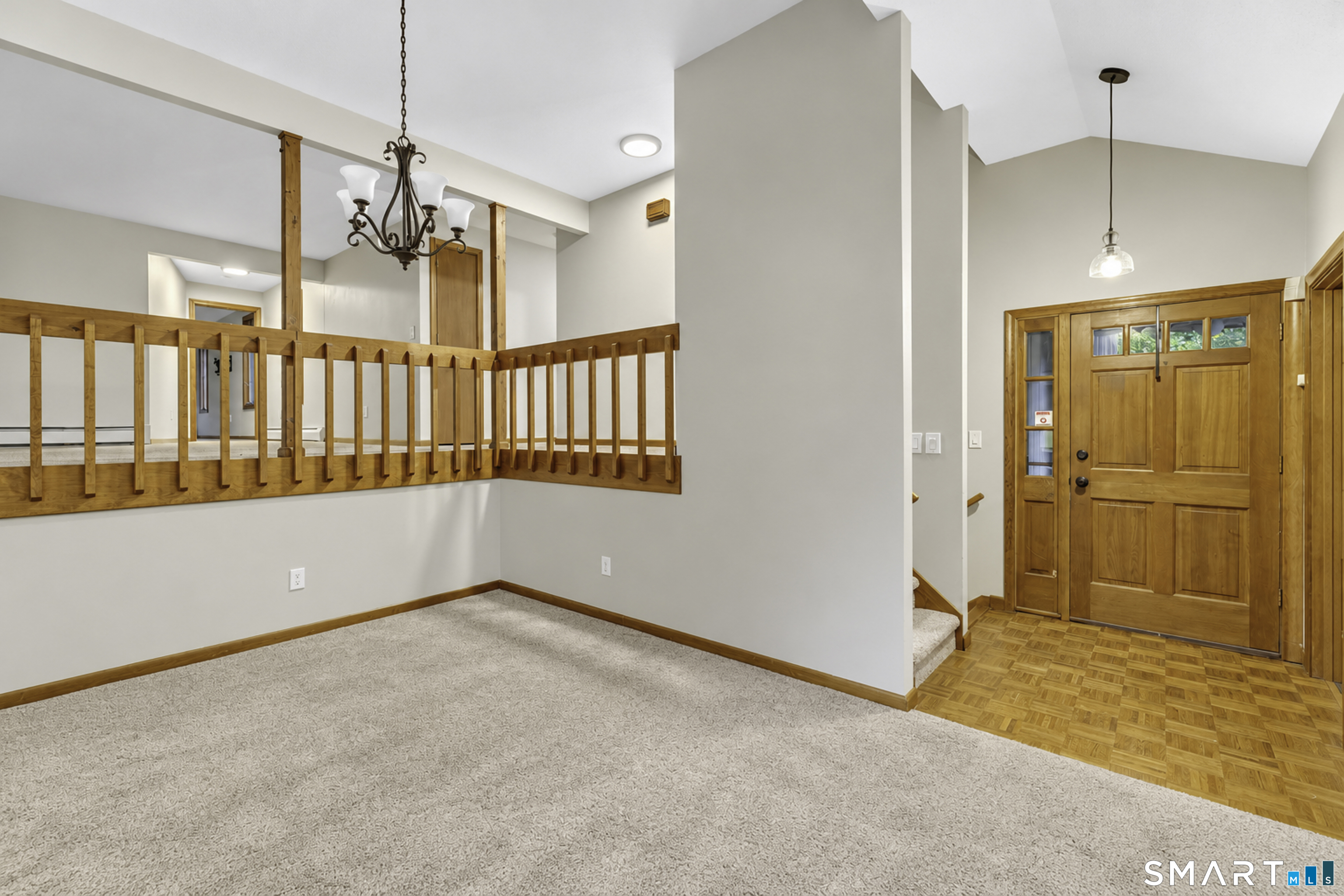 726 Neipsic Road Glastonbury CT 06033