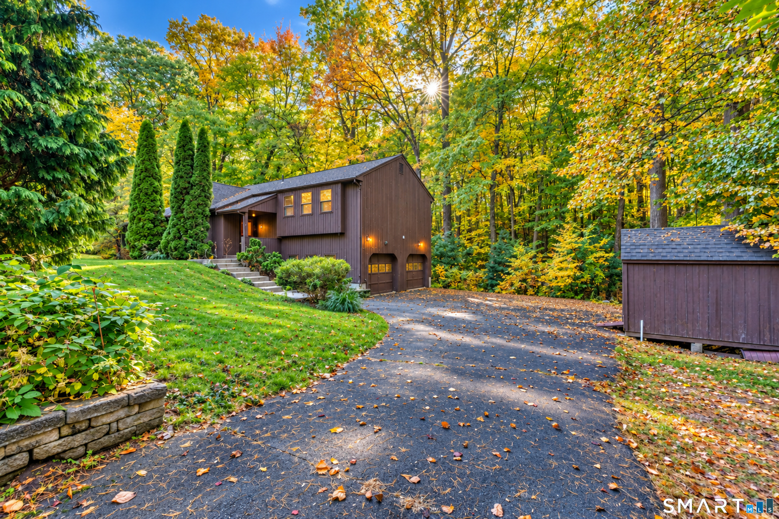 726 Neipsic Road Glastonbury CT 06033