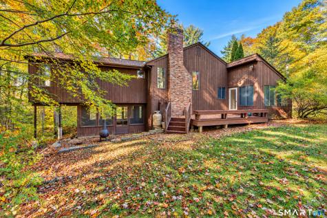 726 Neipsic Road Glastonbury CT 06033