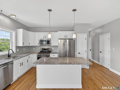 650 Ridgewood Road Middletown CT 06457